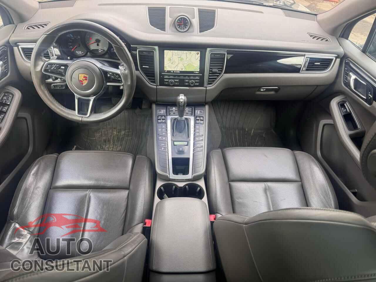 PORSCHE MACAN 2015 - WP1AB2A59FLB73669