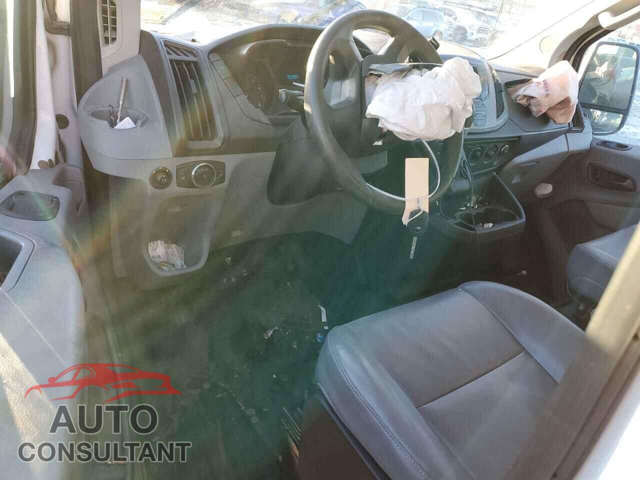 FORD TRANSIT 2015 - 1FTNE2YM0FKA31837