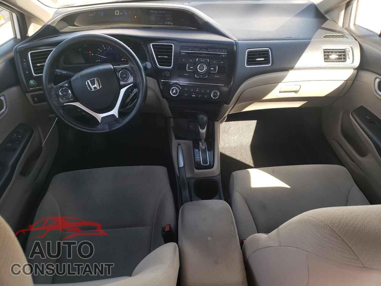 HONDA CIVIC 2013 - 19XFB2F55DE030224