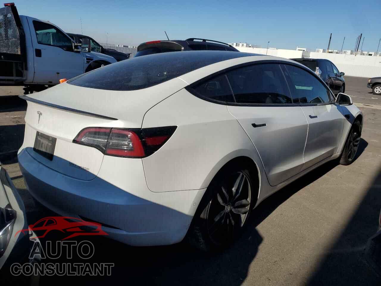 TESLA MODEL 3 2021 - 5YJ3E1EC9MF063418