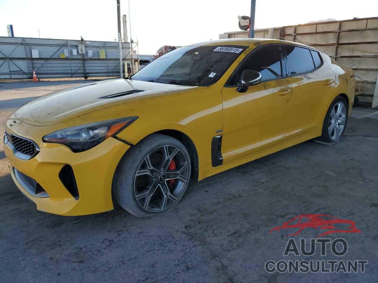 KIA STINGER 2018 - KNAE35LCXJ6020011