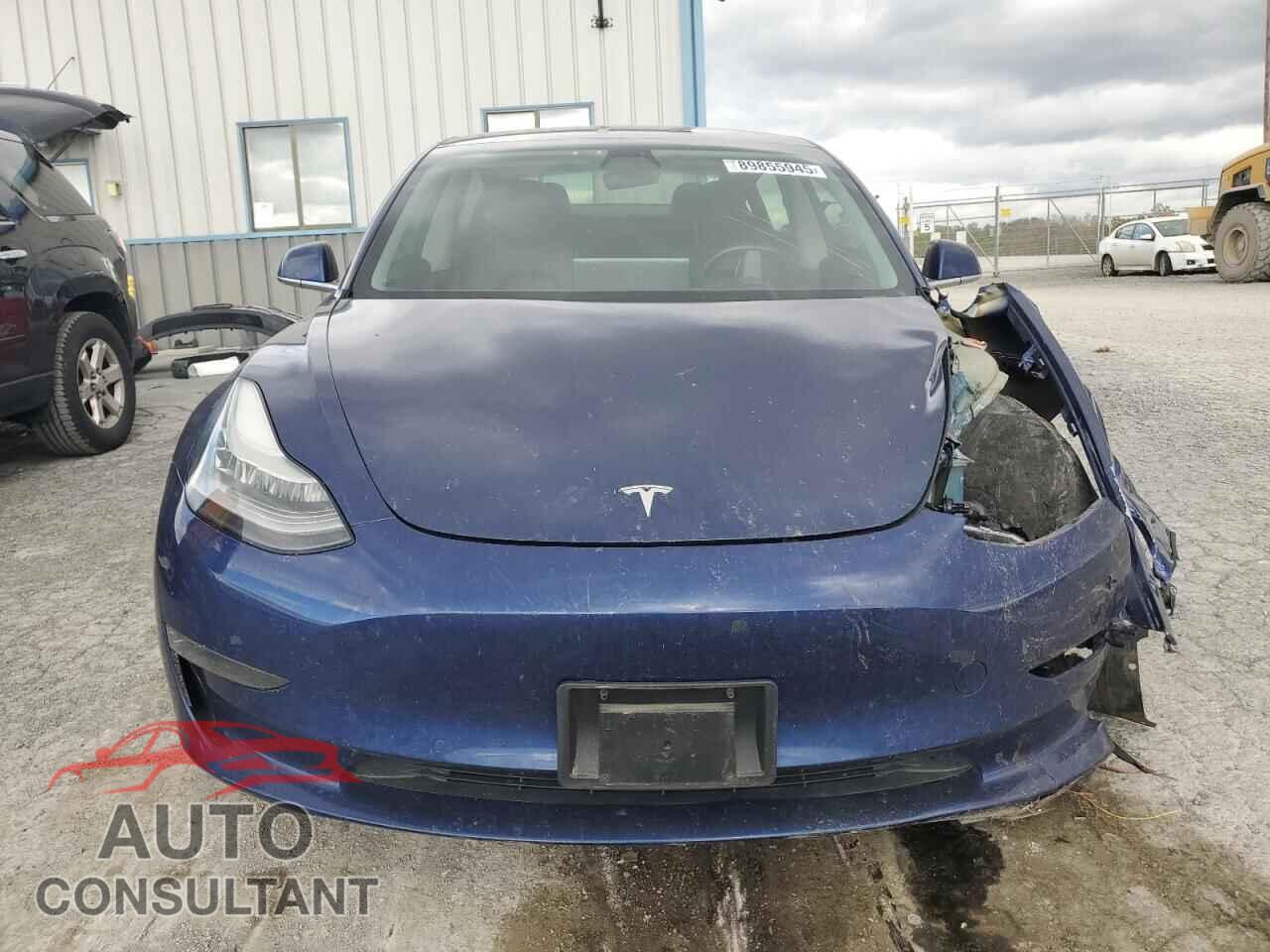 TESLA MODEL 3 2018 - 5YJ3E1EB3JF105326