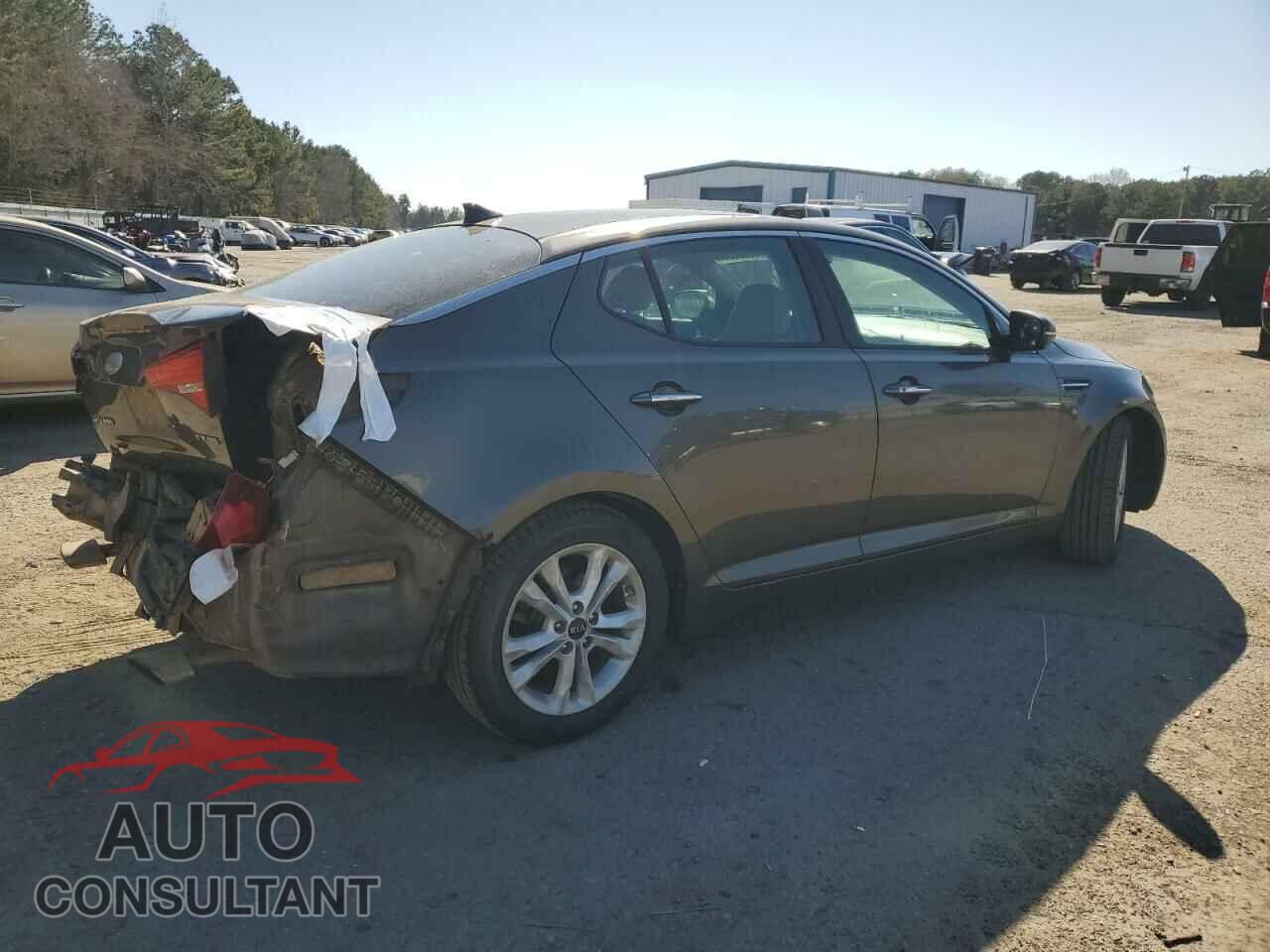 KIA OPTIMA 2011 - KNAGN4A74B5082921