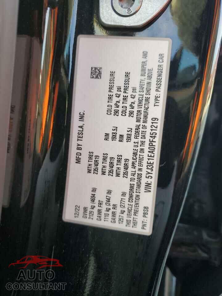 TESLA MODEL 3 2023 - 5YJ3E1EA0PF451219