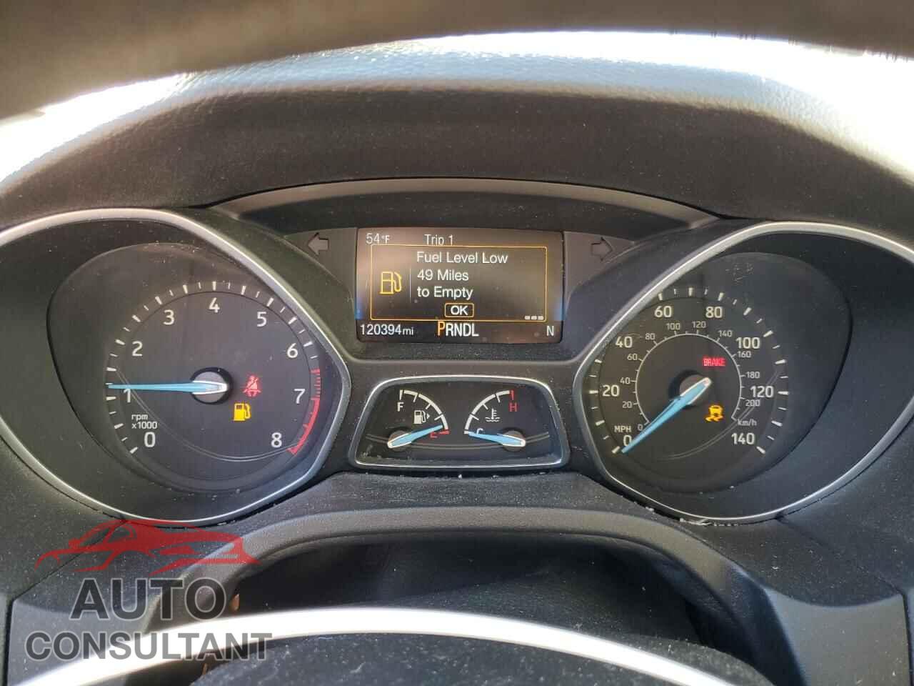 FORD FOCUS 2017 - 1FADP3F29HL305973