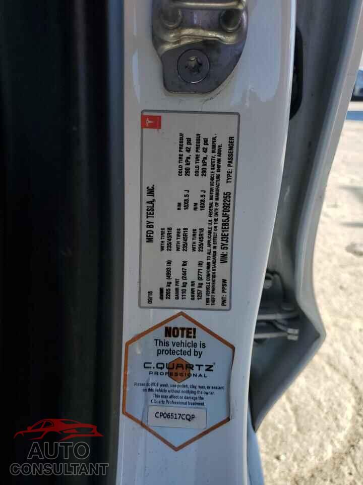 TESLA MODEL 3 2018 - 5YJ3E1EB5JF092255
