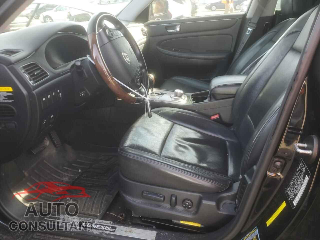 HYUNDAI GENESIS 2011 - KMHGC4DF6BU121649