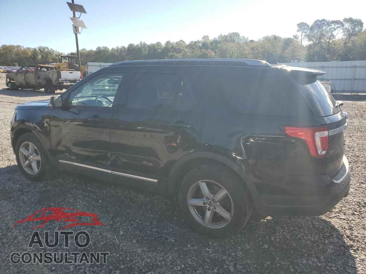 FORD EXPLORER 2018 - 1FM5K7D8XJGB03360