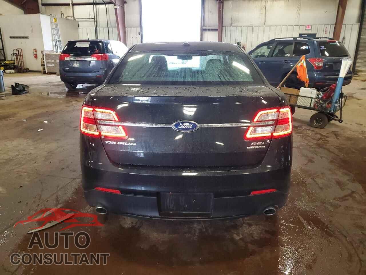 FORD TAURUS 2014 - 1FAHP2E84EG138427