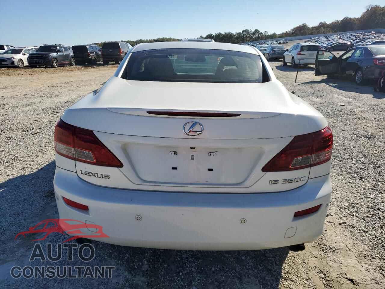 LEXUS IS 2010 - JTHFE2C28A2504725