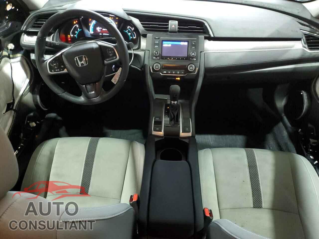 HONDA CIVIC 2019 - 2HGFC2F63KH589957