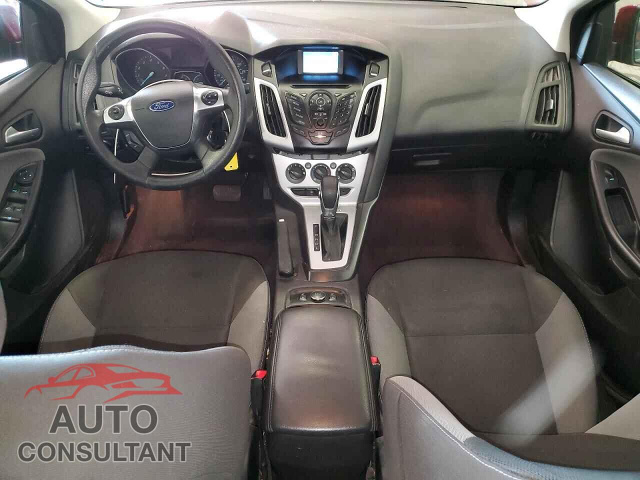 FORD FOCUS 2014 - 1FADP3F2XEL441637