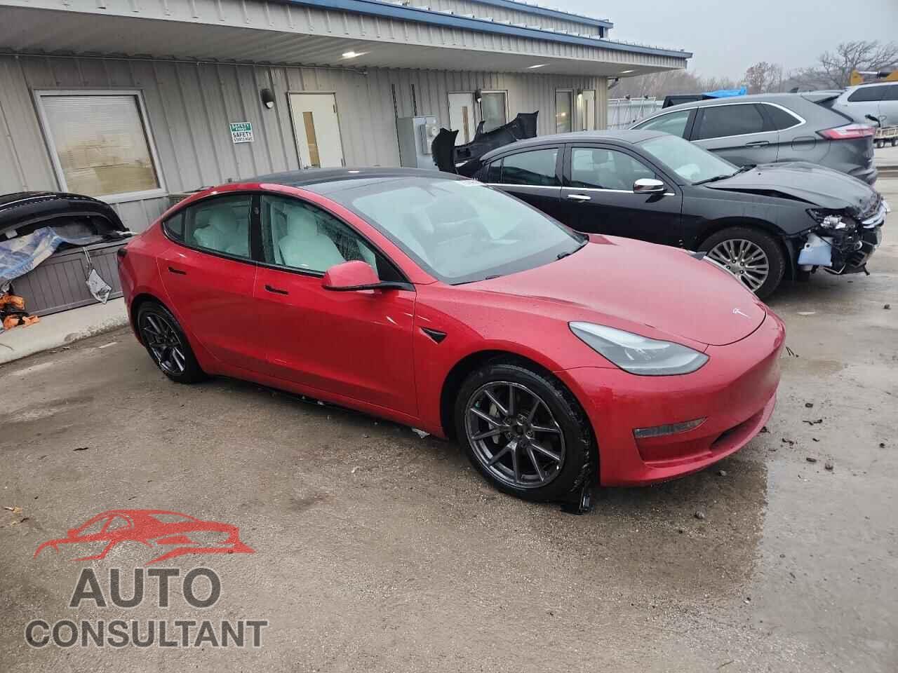 TESLA MODEL 3 2021 - 5YJ3E1EB7MF033471