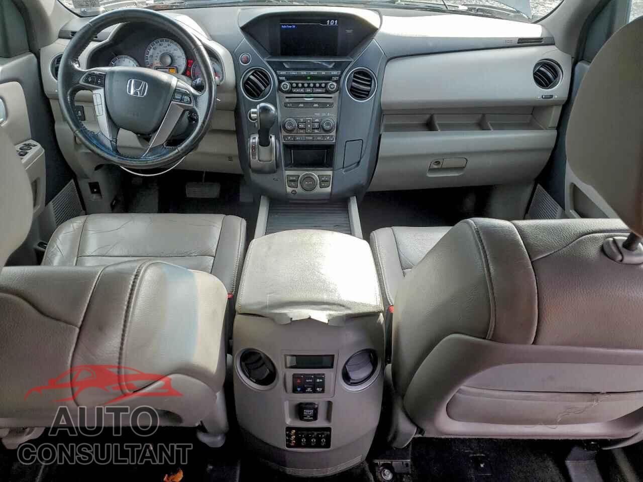 HONDA PILOT 2015 - 5FNYF4H60FB007803