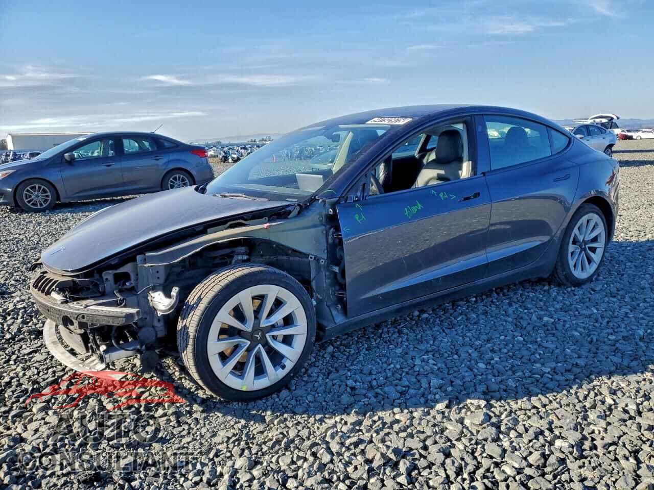 TESLA MODEL 3 2023 - 5YJ3E1EA9PF453051
