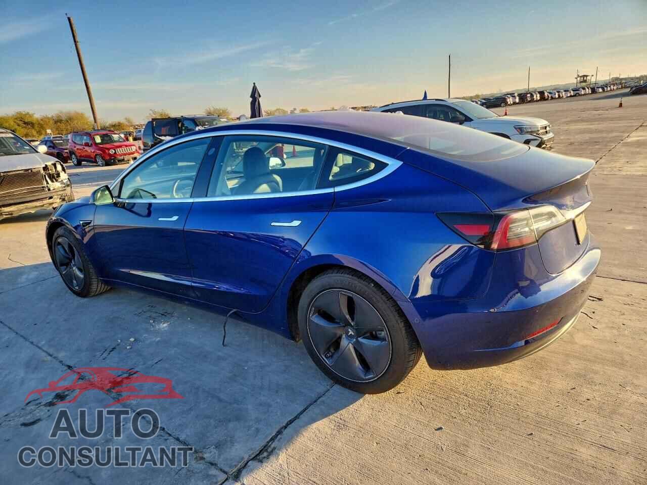 TESLA MODEL 3 2018 - 5YJ3E1EB2JF130802