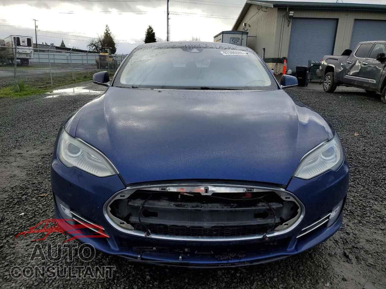 TESLA MODEL S 2015 - 5YJSA1S22FF081846