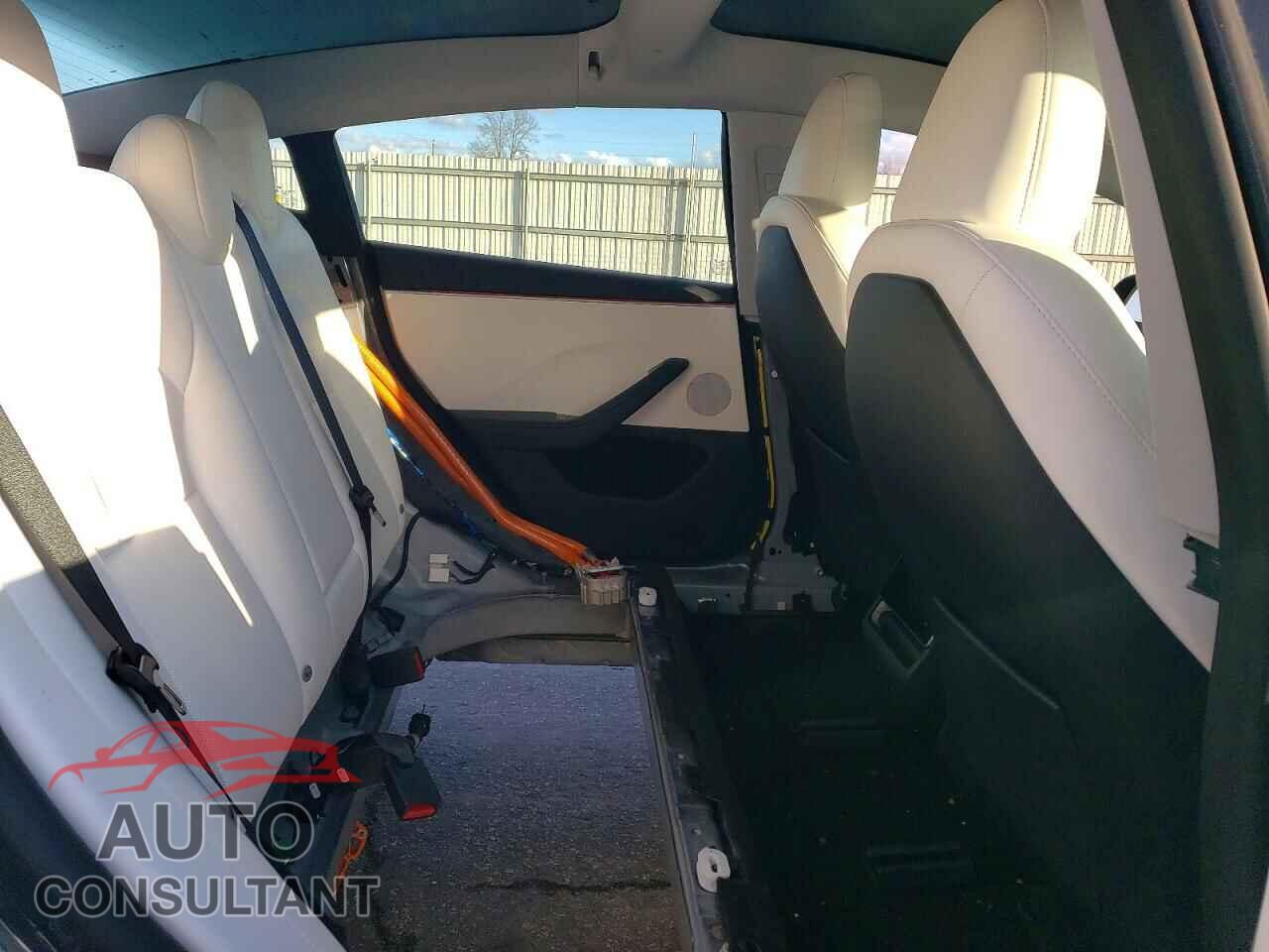 TESLA MODEL 3 2024 - 5YJ3E1EB6RF815767