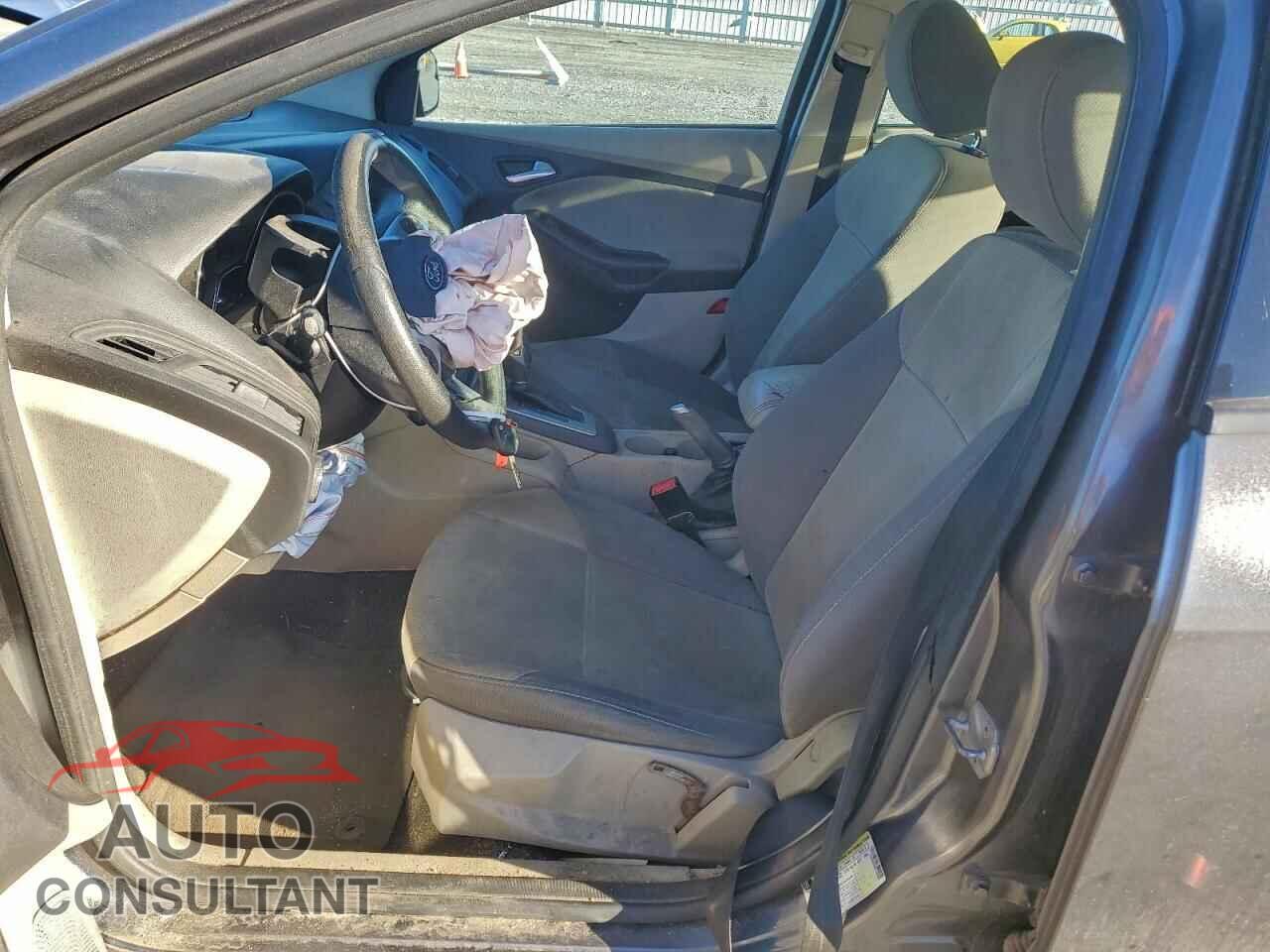 FORD FOCUS 2014 - 1FADP3F20EL140083