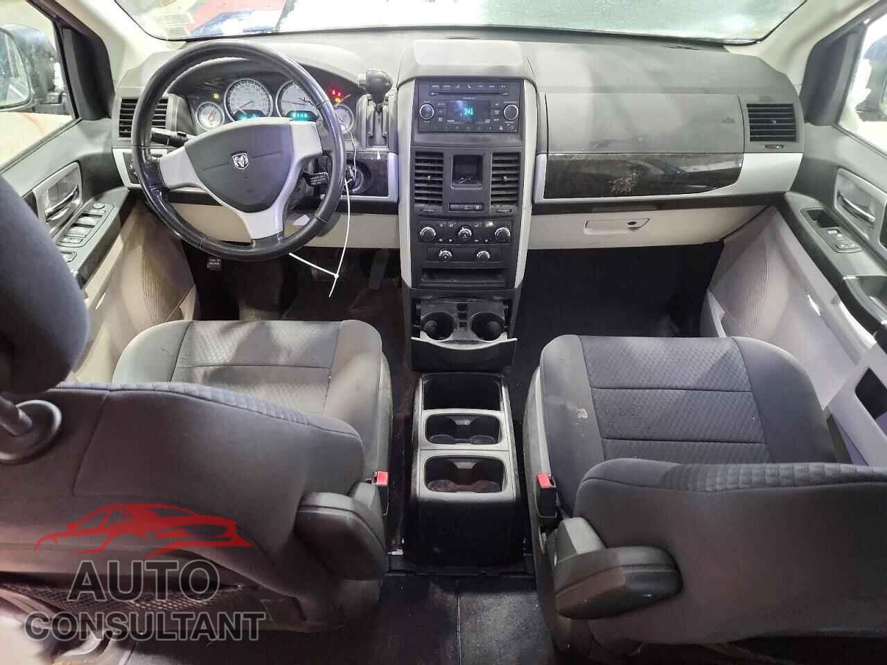 DODGE CARAVAN 2010 - 2D4RN5D19AR372021
