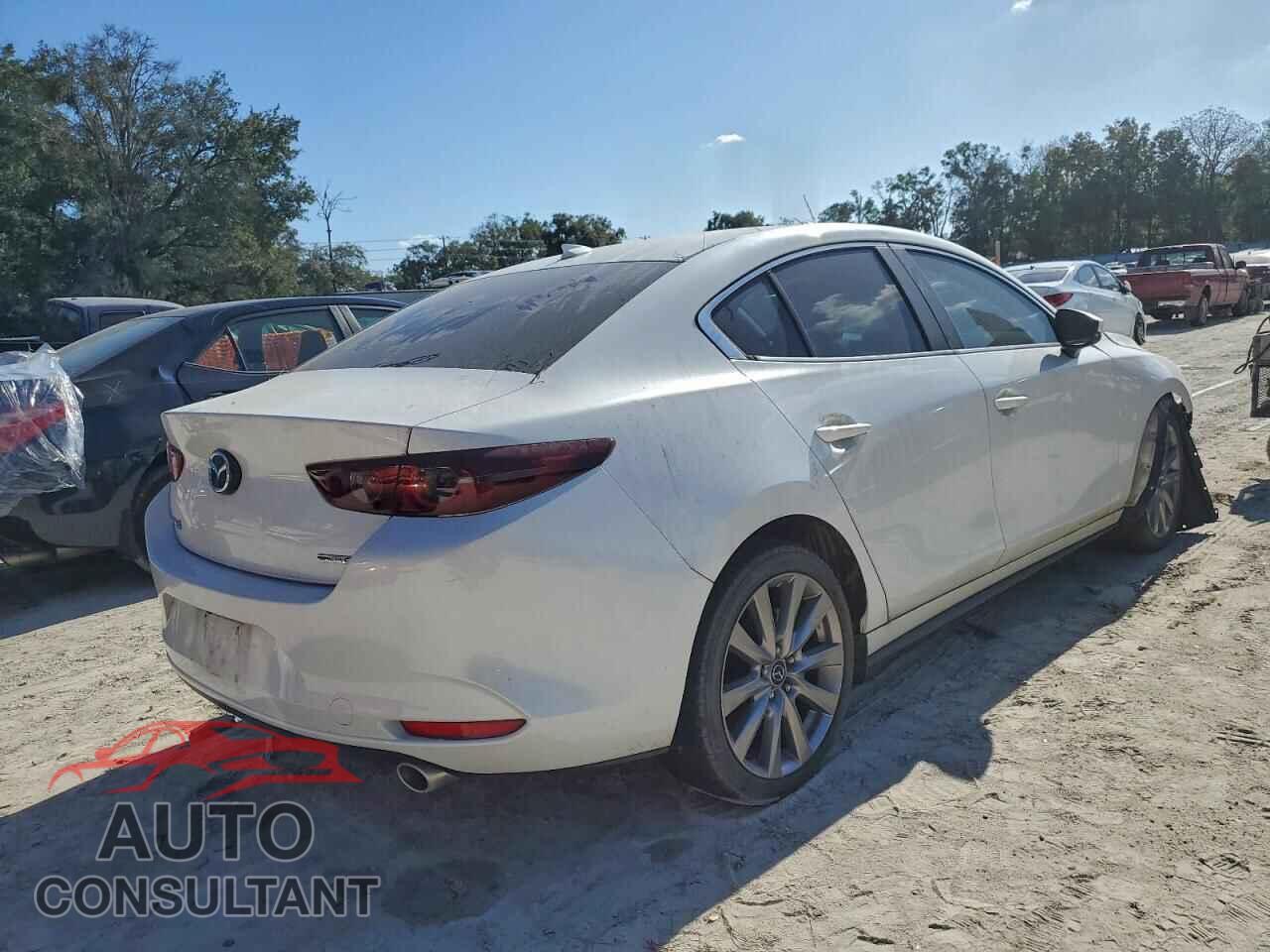 MAZDA 3 2019 - 3MZBPADL3KM108849