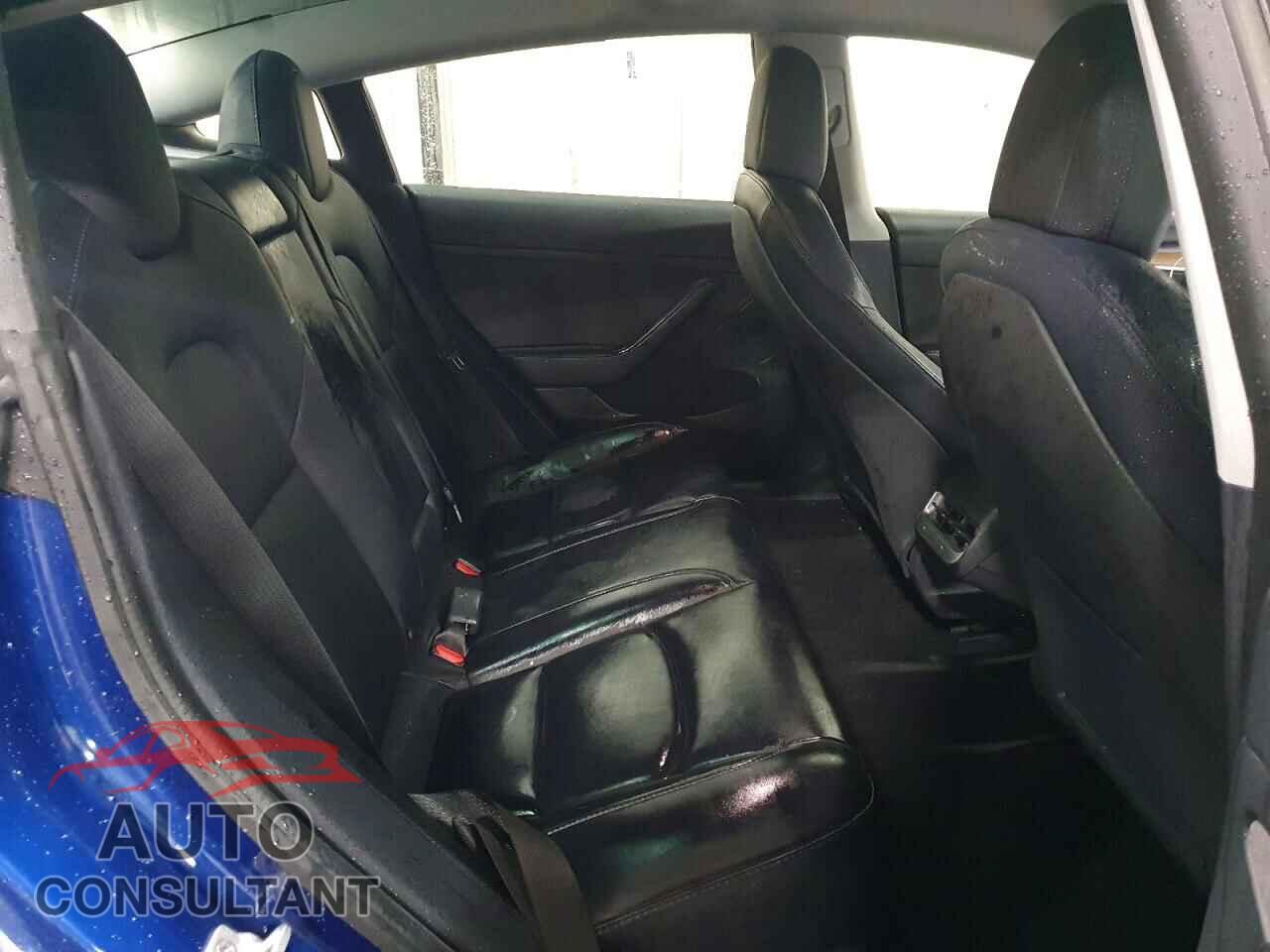 TESLA MODEL 3 2021 - 5YJ3E1EA4MF051773