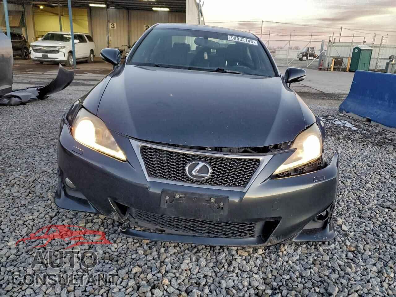 LEXUS IS 2011 - JTHBE5C26B5027289