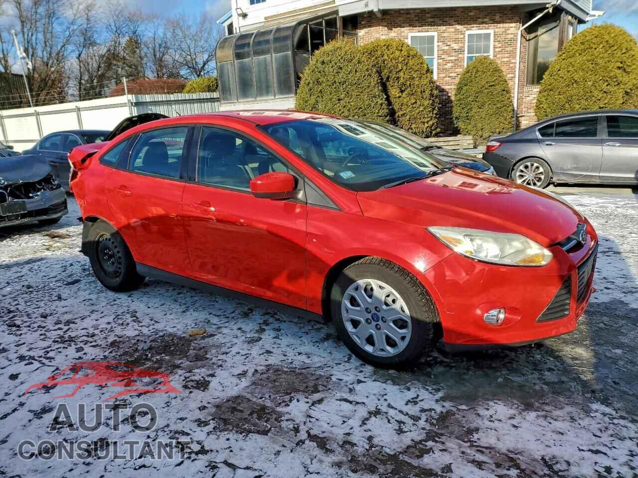 FORD FOCUS 2012 - 1FAHP3F28CL218656
