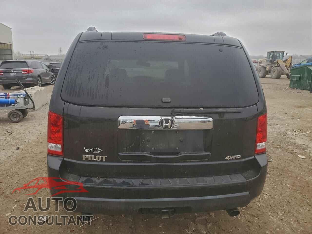HONDA PILOT 2011 - 5FNYF4H64BB038367