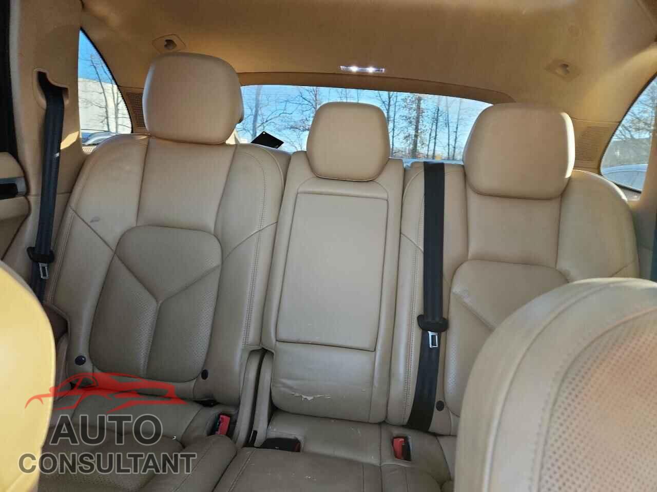PORSCHE CAYENNE 2016 - WP1AB2A20GLA97041