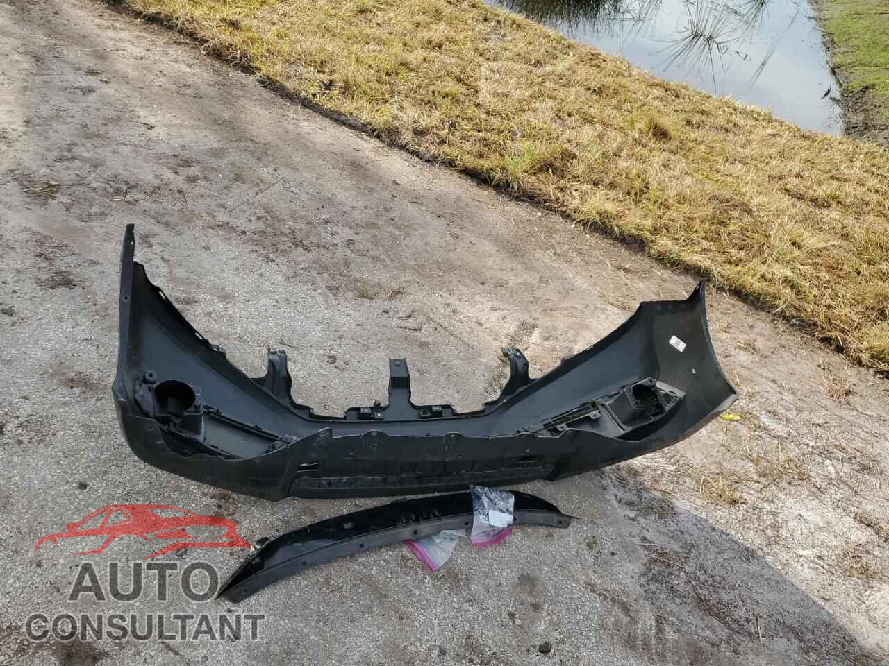 HONDA CIVIC 2019 - 2HGFC2F69KH509464