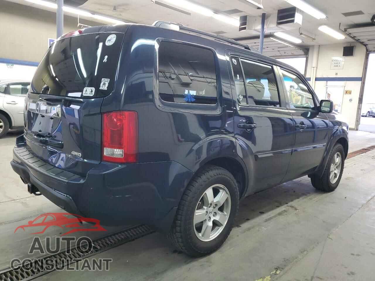 HONDA PILOT 2011 - 5FNYF4H72BB084501