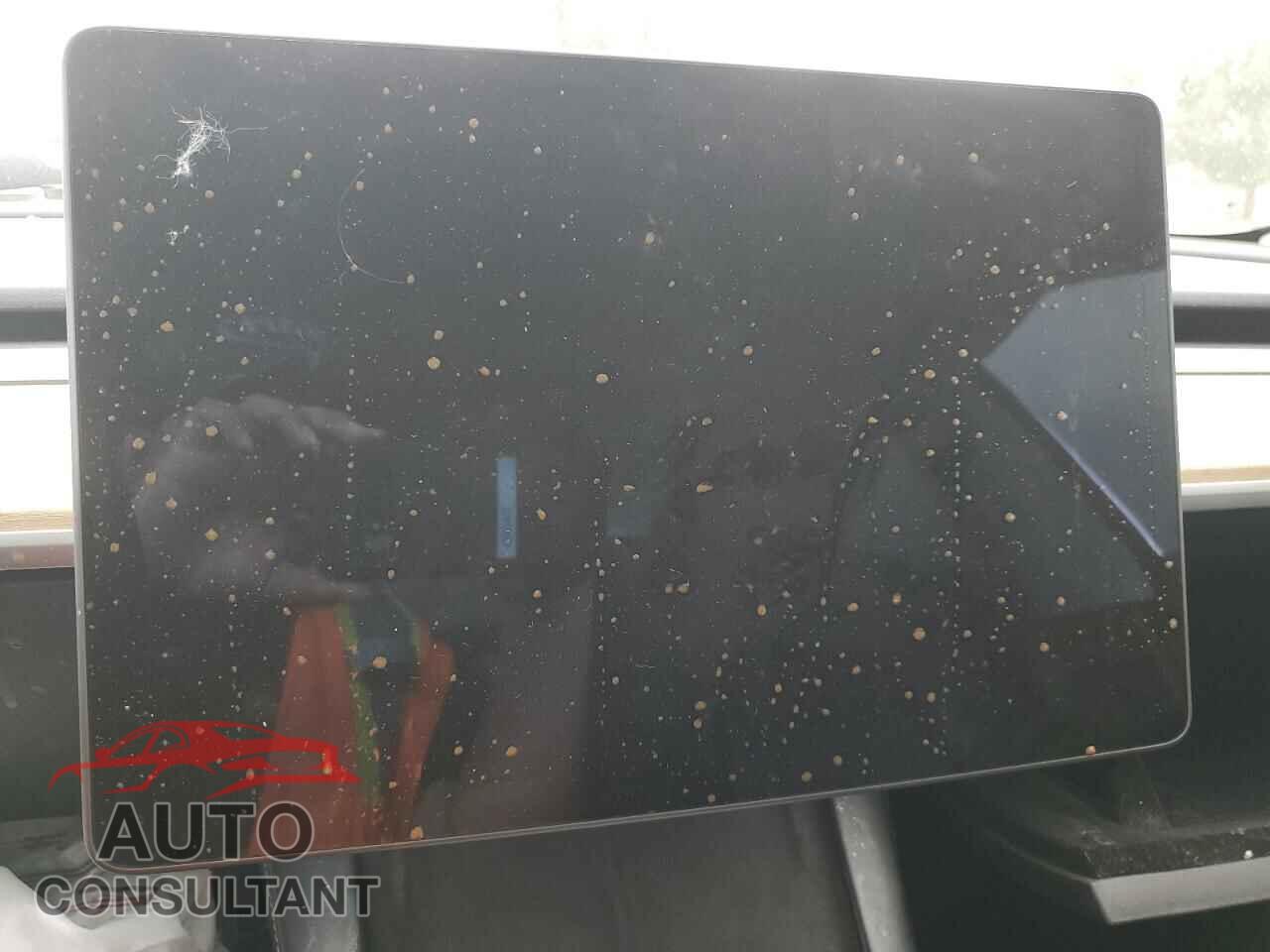 TESLA MODEL 3 2022 - 5YJ3E1EA4NF185331
