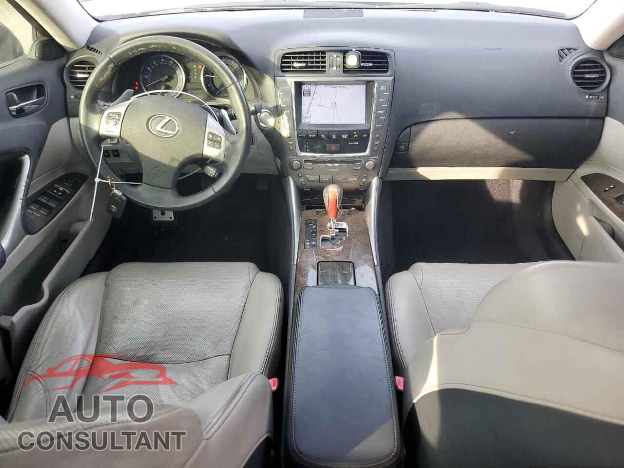 LEXUS IS 2011 - JTHBF5C25B5146867