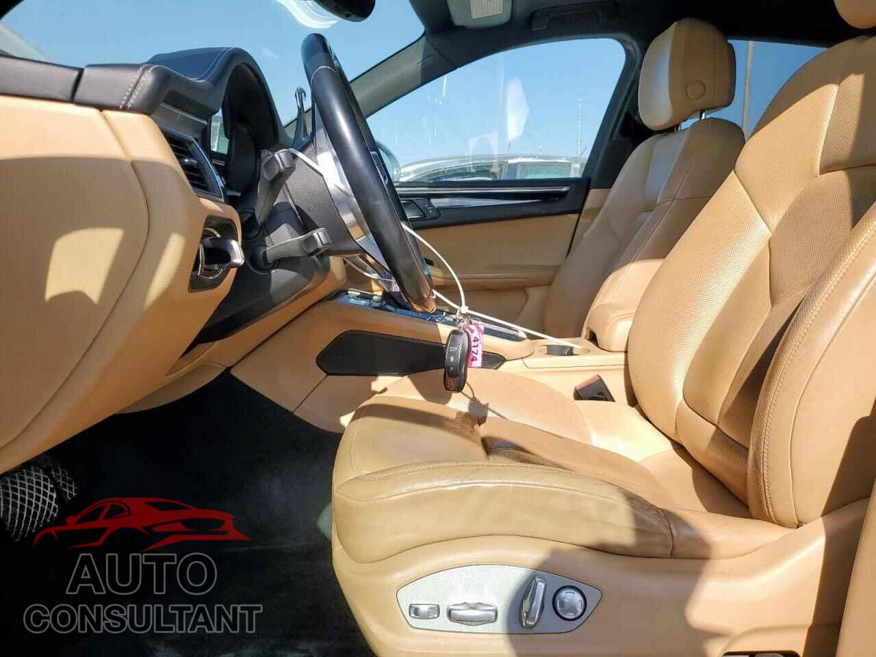 PORSCHE MACAN 2017 - WP1AA2A54HLB07634