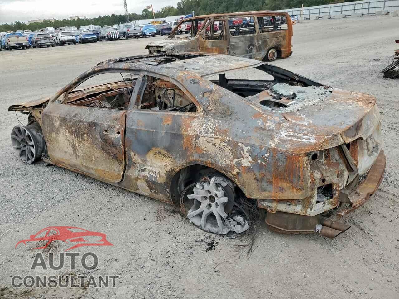 AUDI A5 2012 - WAULFAFR1CA001631