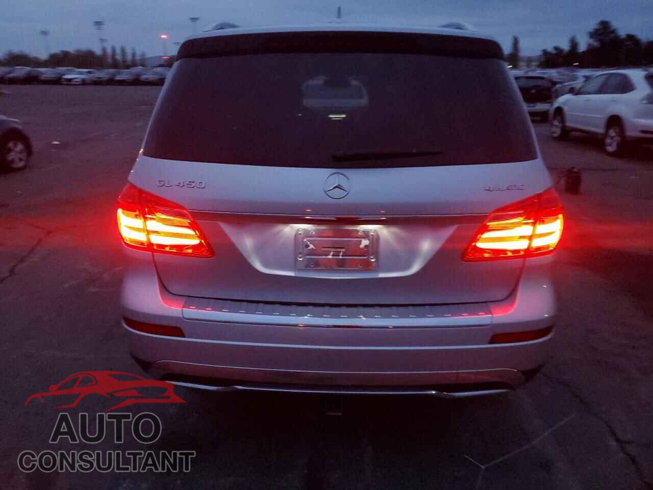 MERCEDES-BENZ GL-CLASS 2013 - 4JGDF7CE4DA252717
