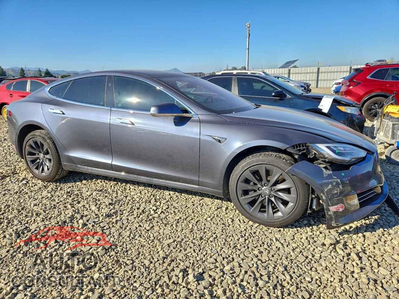 TESLA MODEL S 2020 - 5YJSA1E28LF399994