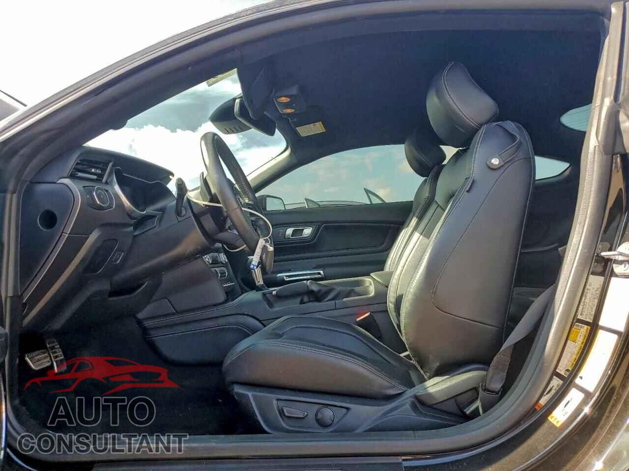 FORD MUSTANG 2021 - 1FA6P8CF1M5145342