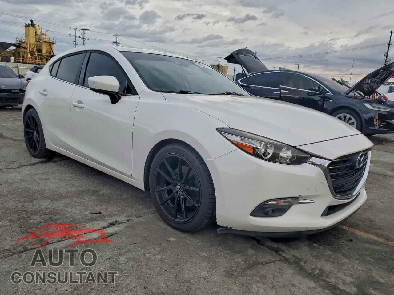 MAZDA 3 2017 - 3MZBN1M36HM150673
