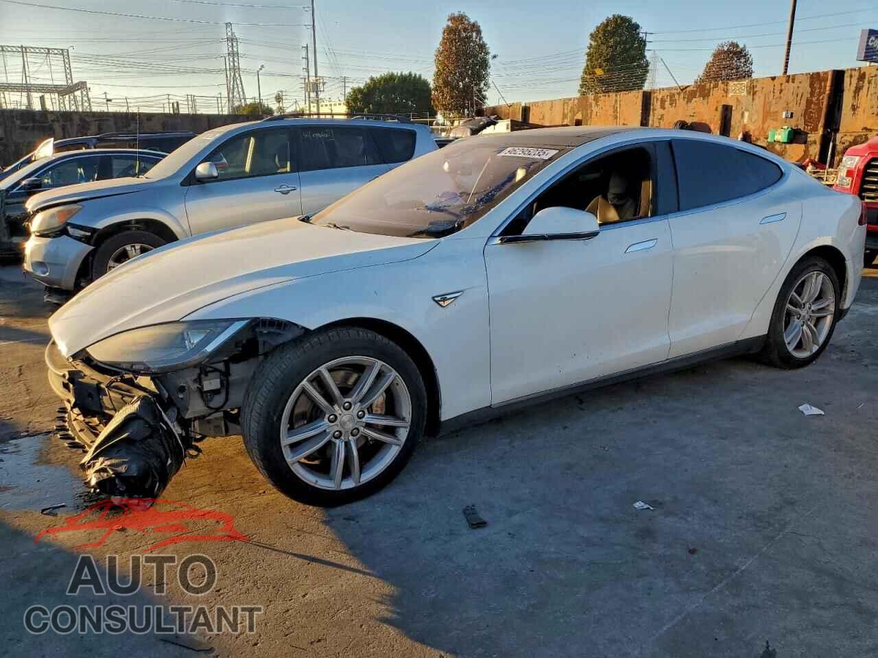 TESLA MODEL S 2016 - 5YJSA1E12GF129530