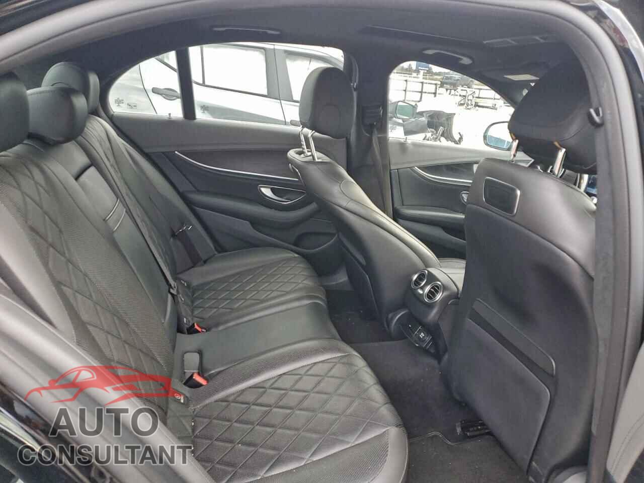 MERCEDES-BENZ E-CLASS 2019 - WDDZF4JB3KA632569