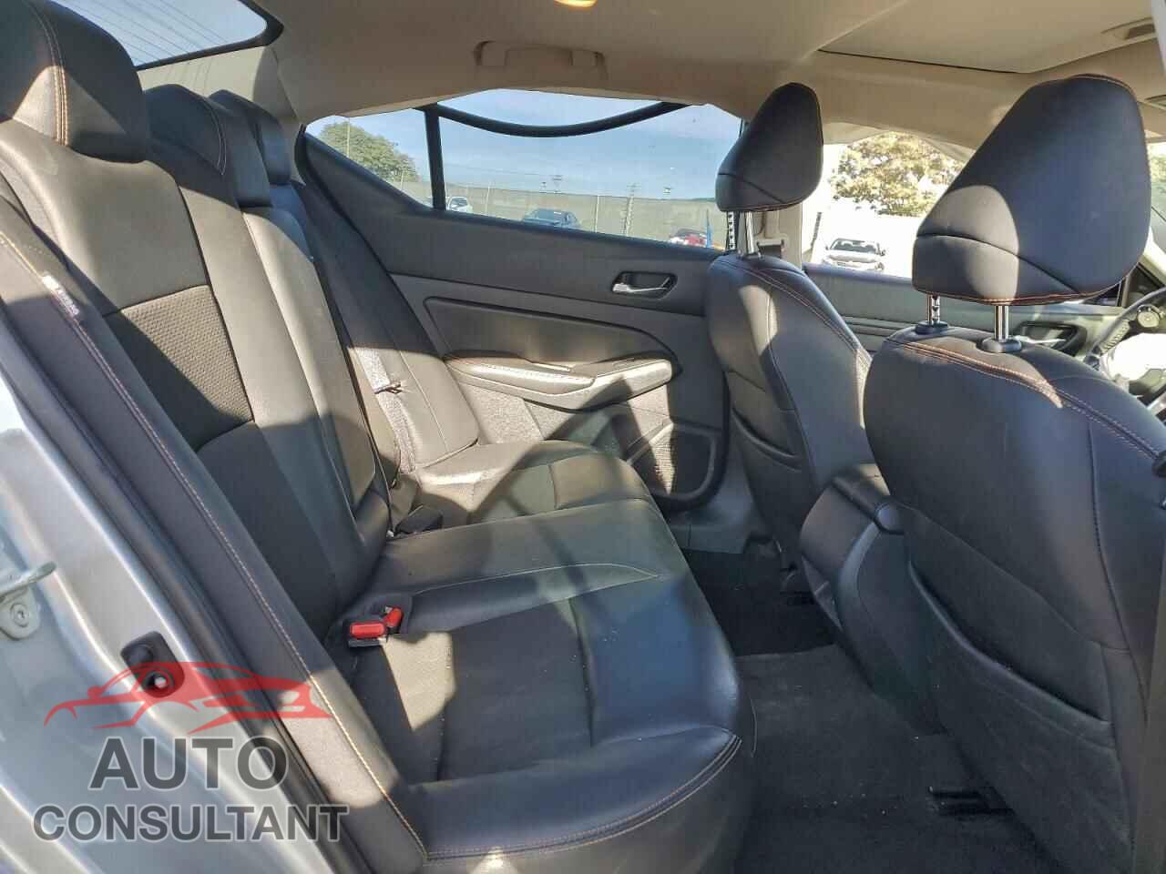 NISSAN ALTIMA 2019 - 1N4BL4CV4KN317841