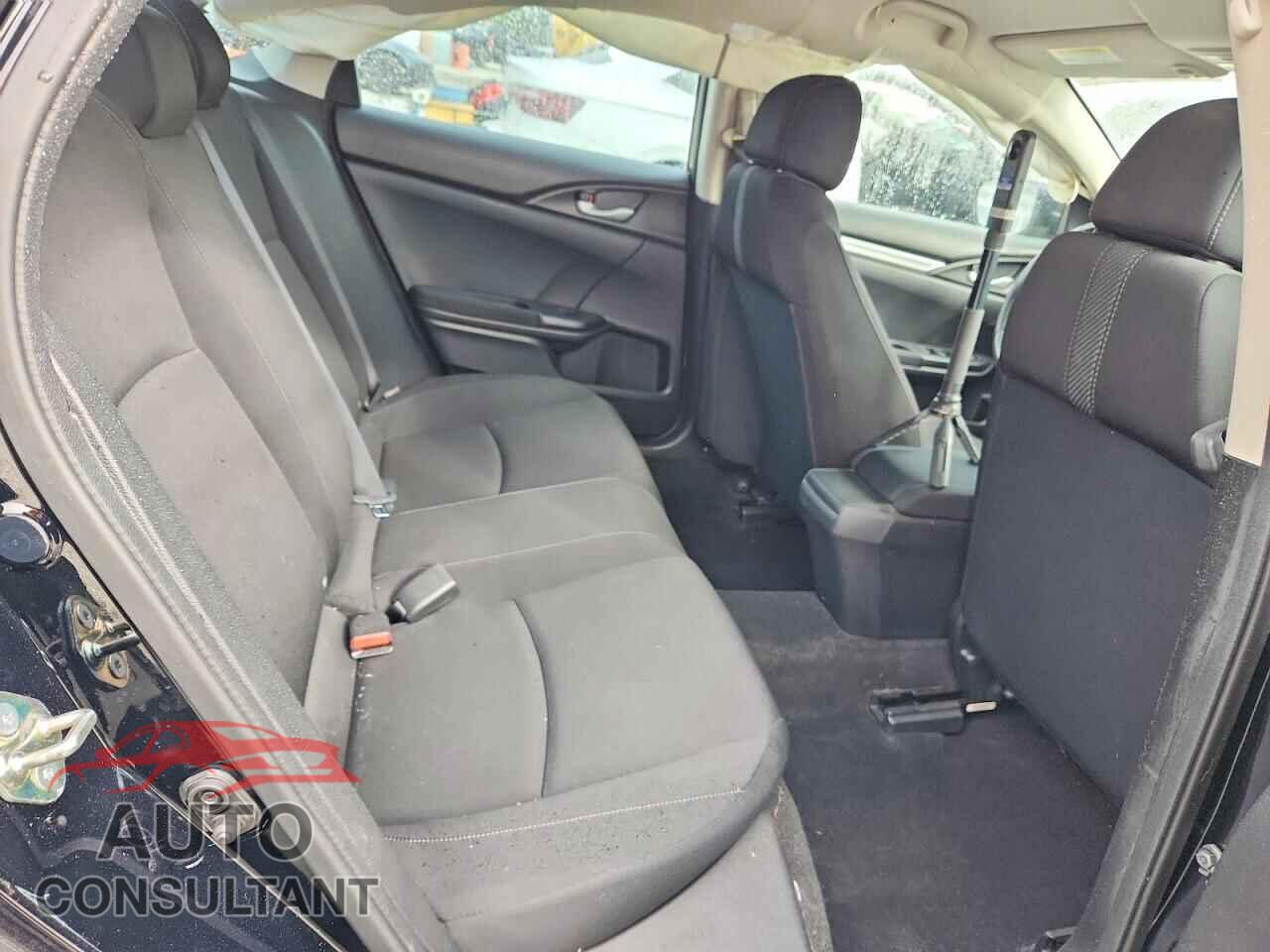 HONDA CIVIC 2017 - 19XFC2E58HE080023