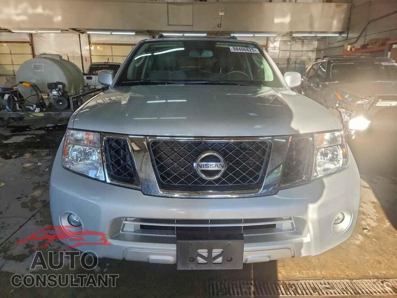 NISSAN PATHFINDER 2012 - 5N1AR1NB7CC607375