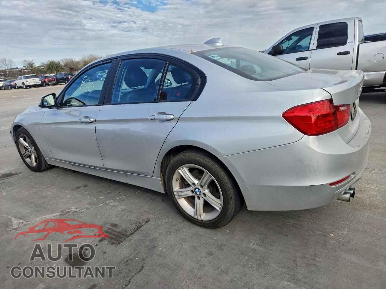 BMW 3 SERIES 2012 - WBA3A5C56CF258634