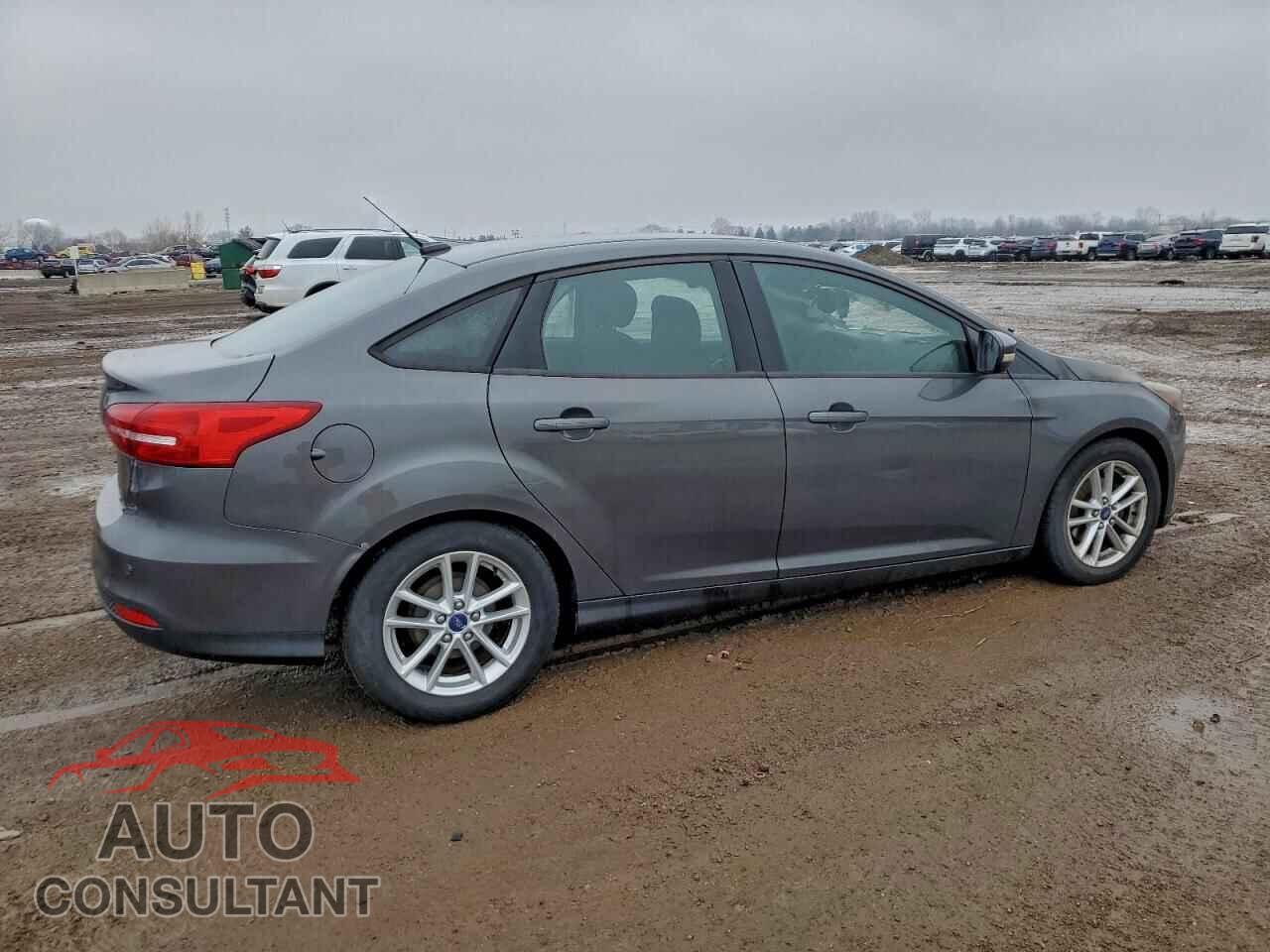 FORD FOCUS 2015 - 1FADP3F2XFL274567