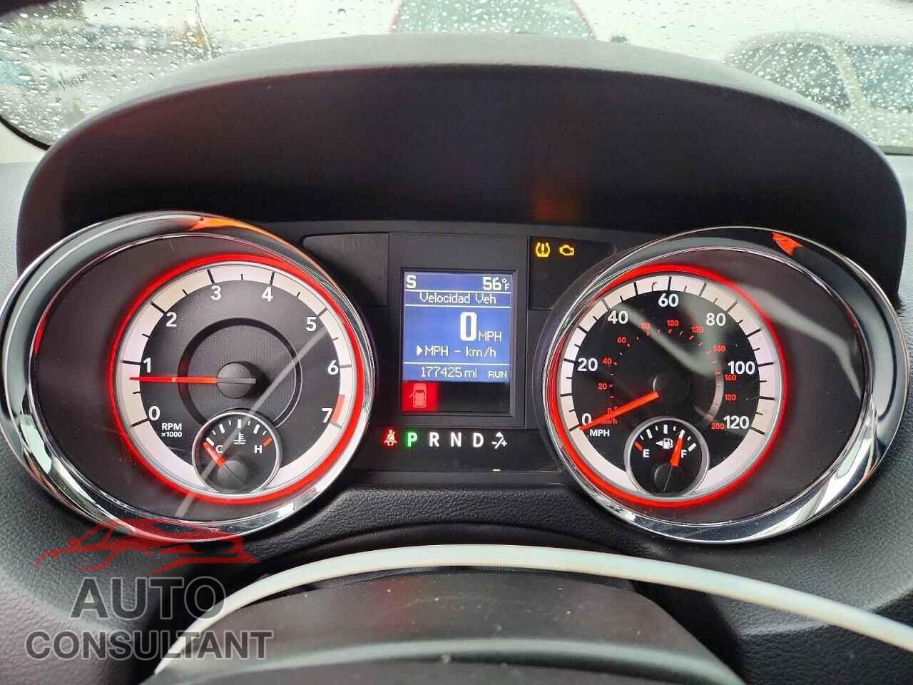 DODGE CARAVAN 2011 - 2D4RN5DG7BR647861