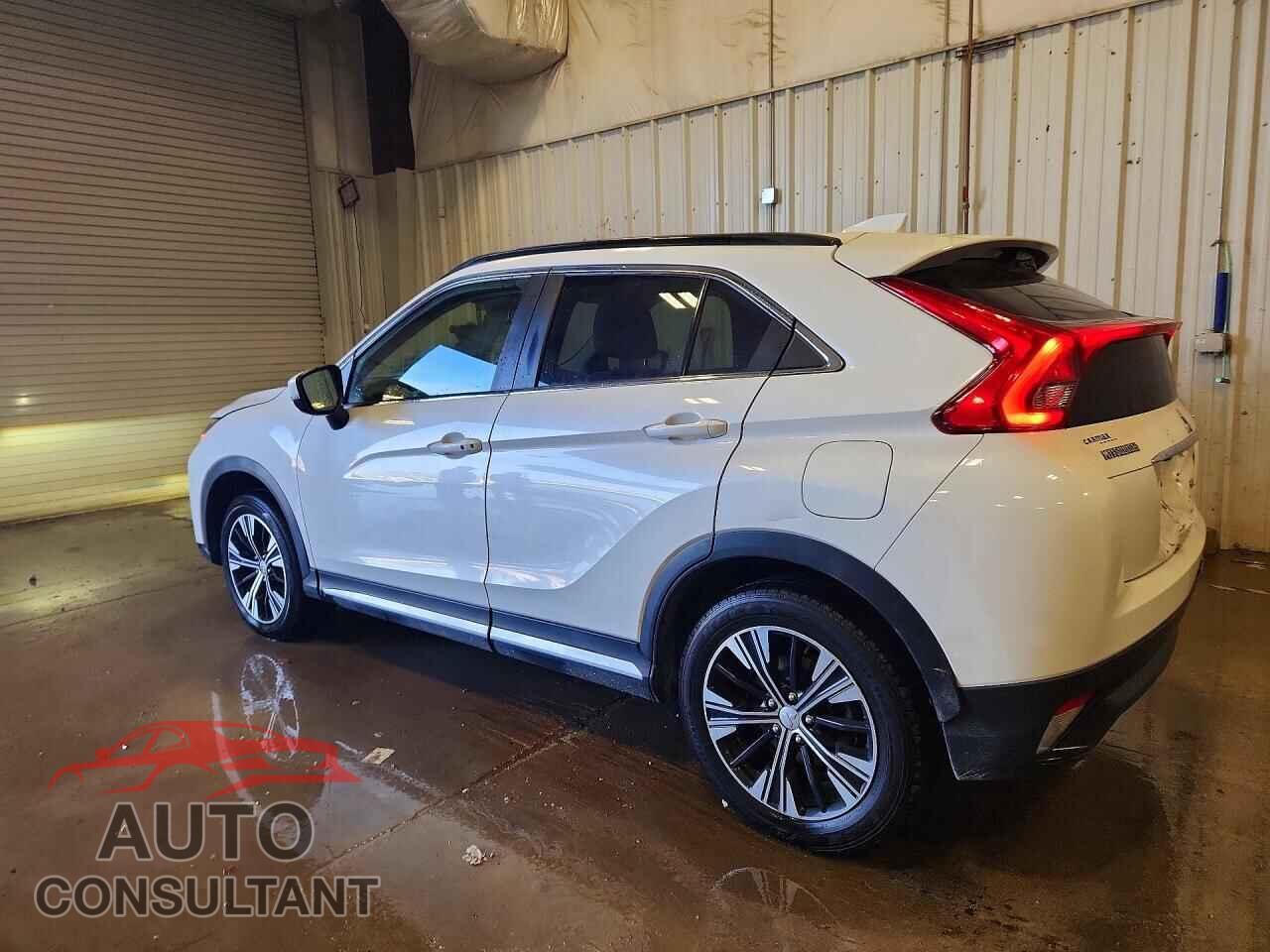 MITSUBISHI ECLIPSE 2018 - JA4AT5AA8JZ063872
