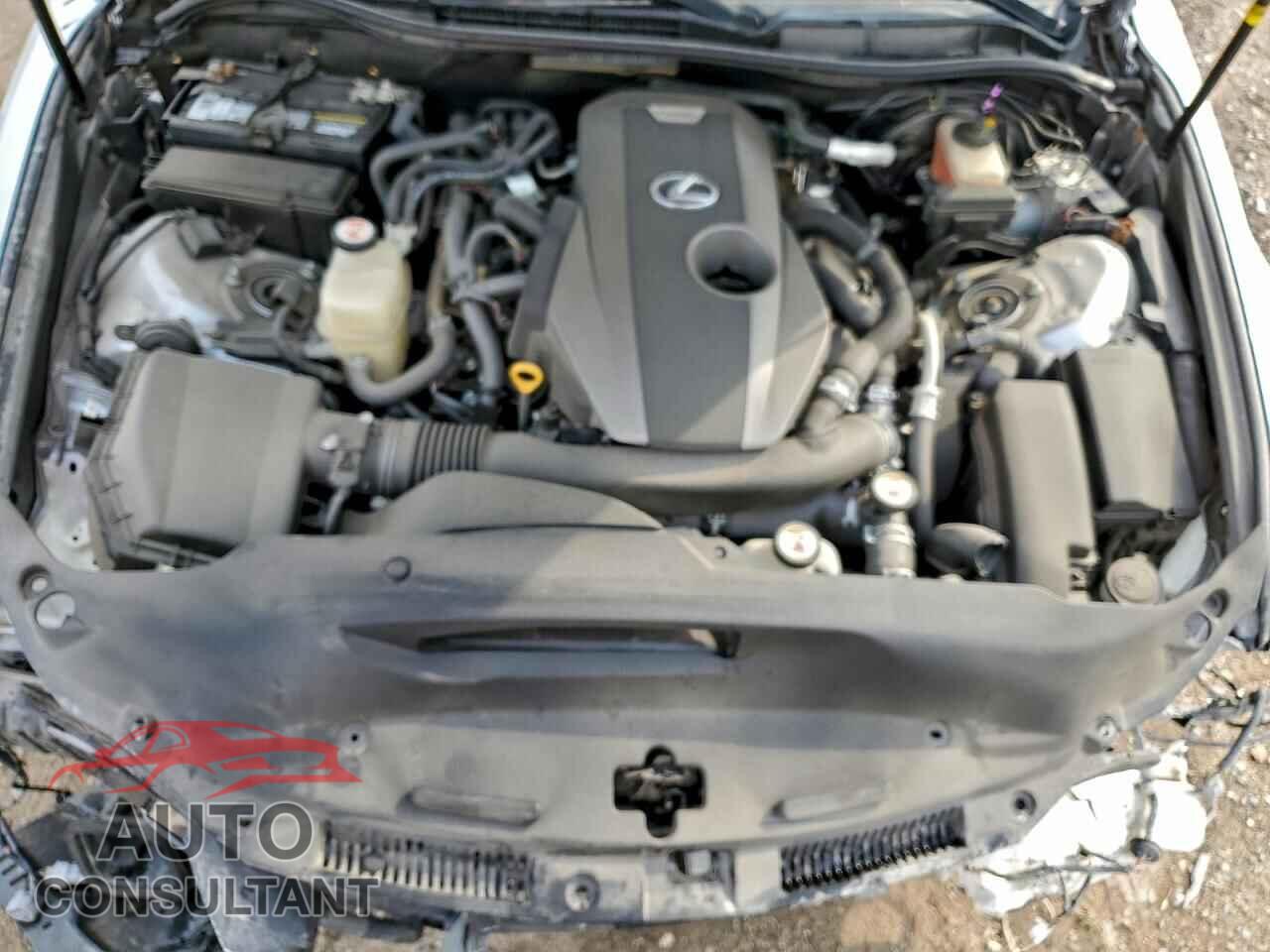 LEXUS IS 2016 - JTHBA1D2XG5036331